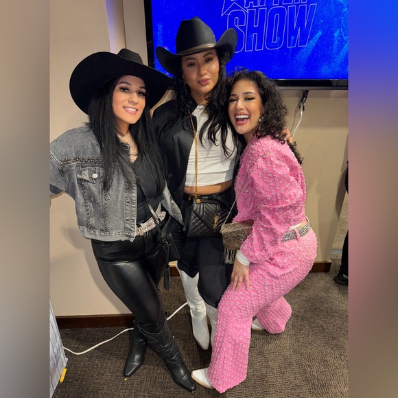 Meet your Posher, Nadia - Picture 14 of 15